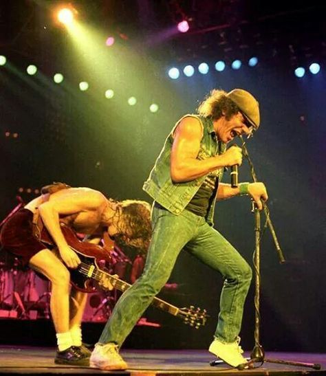 Brian Johnson Acdc, Acdc Live, Pictures Of Rocks, Acdc Angus Young, Ac Dc Rock, Acdc Angus, Bon Scott, Brian Johnson, Angus Young