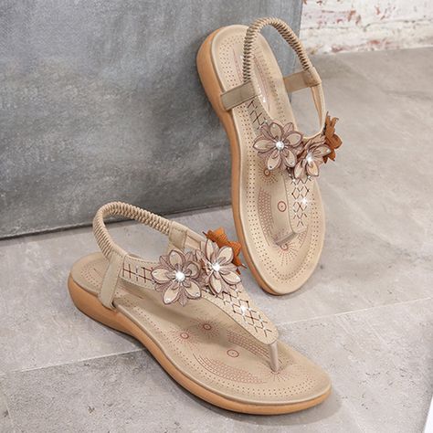 Bridal Sandals Heels, Bridal Shoes Wedges, Fancy Sandals, Sparkly Sandals, Sandals On Sale, Girls Party Wear, Aussie Dogs, Pretty Shoes Sneakers, Africa Dress