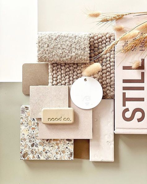 Flat-lay inspiration from @theinteriordesigninstitute 🫶🏼 If you’re looking to create a tonal space using lots of neutral colours, this is… | Instagram Materials Board Interior Design, Flat Lay Inspiration, Mood Board Interior, Interior Design Institute, Interior Design Courses, Interior Color Schemes, Material Board, Interior Design Boards, Interior Design Mood Board