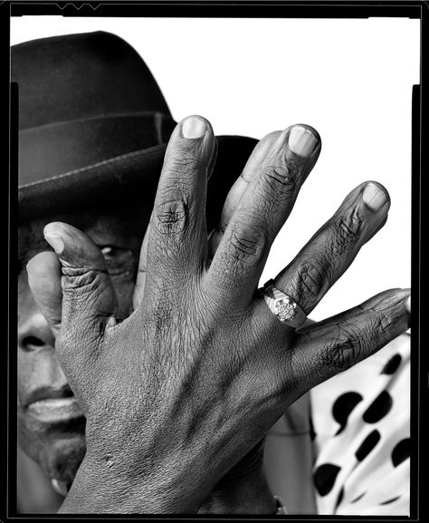 Mark Seliger Shares the Stories of His Most Iconic Portraits - InsideHook Mark Seliger Photography, Mark Seliger, Thomas Pynchon, John Lee Hooker, Julia Louis Dreyfus, Jazz And Blues, My Favourite Subject, Powerful Images, Rhythm And Blues