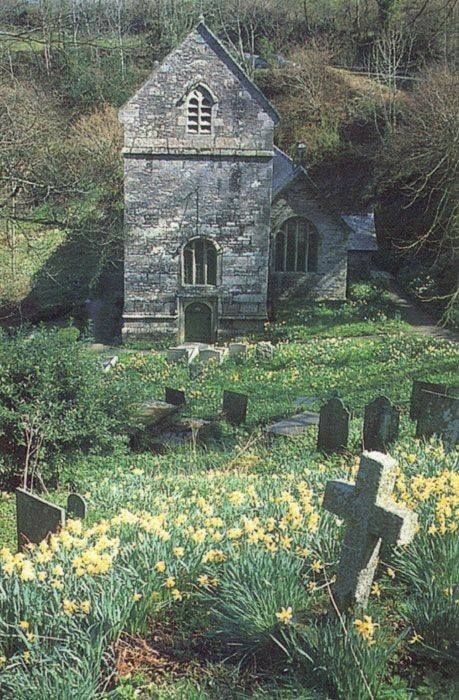 Old Church & Cemetery Vintage History, Cemetery Headstones, Eldest Daughter, North Cornwall, Old Cemeteries, Cemetery Art, Cornwall England, Country Church, Old Churches