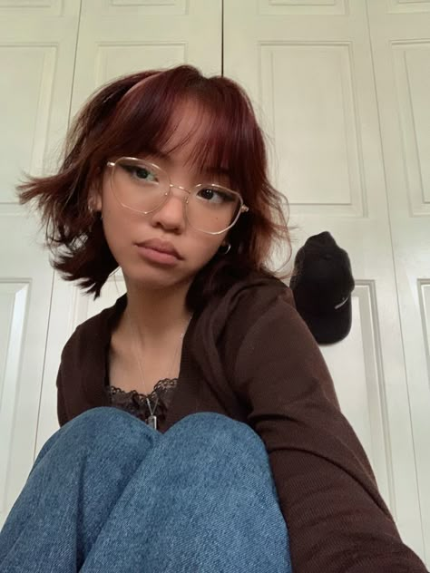 Bangs For Glasses, Glasses Bangs, Autumn Color Palette Fashion, Glasses Inspiration, Non Binary People, Peach Hair, Dyed Red Hair, Glasses Style, Hair Inspiration Short