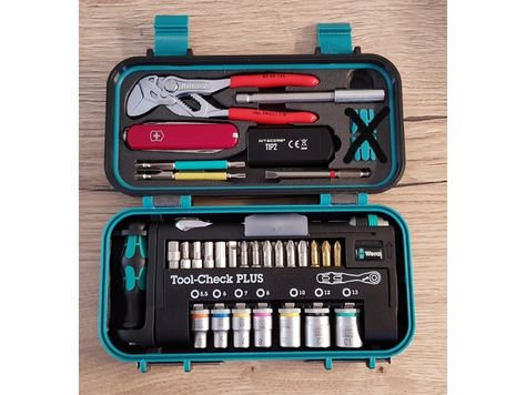 WERA EDC Tool Check Plus Box CASE Knipex Nitecore RECA without logo by edmanderl - Thingiverse Wera Tools, Car Tool Kit, Steel Tool Box, Leatherman Tool, Tool Box Diy, Bushcraft Kit, Edc Gadgets, Pelican Case, Tool Kits