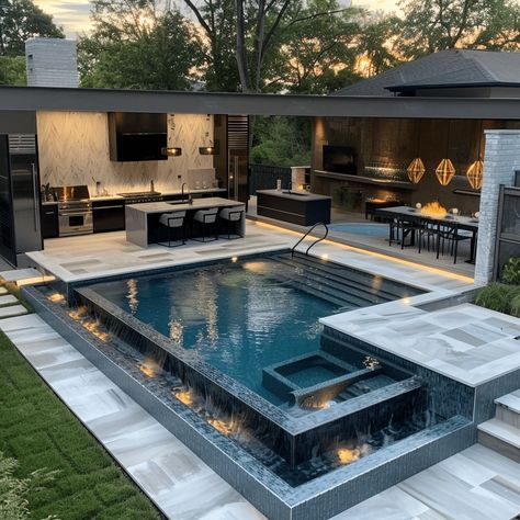 21 Stunning backyard pool and kitchen ideas to copy Pool With Retention Wall, Modern Pool House Interior, Modern Pools Backyard, Backyard Remodel With Pool, Screened In Pool Ideas, Built In Hot Tub Ideas Backyard, Dream House Backyard Pool, Modern Pool Tile Ideas, Rectangle Backyard Ideas