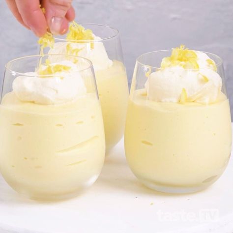 taste.com.au on Instagram: “Turn lemon jelly and evaporated milk into our easiest-ever dessert. Get the recipe to our 2-ingredient lemon whip in our bio…” Lemon Whip, Australian Foods, Cakes Slices, Easy Desert, Slim Kitchen, Lemon Chiffon Cake, Cooking Sweets, Mini Meringues, Cold Deserts