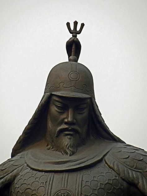 Admiral Yi Sun Shin (1545-1598) is perhaps Korea's best known national hero. This man was a bright spot for Korea during the dark years of J... Landmark Tattoo, Being Falsely Accused, Yi Sun Shin, Yi Sun Sin, Korea Country, Falsely Accused, Korean Peninsula, Korean Culture, Korean History