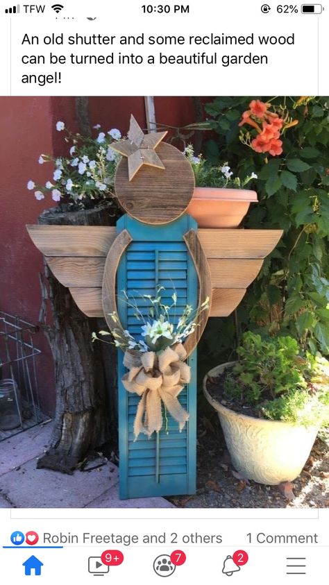 Shutter Angel, Shutter Projects, Garden Angel, Diy Angels, Diy Shutters, Fence Boards, Wooden Angel, Old Shutters, Garden Angels