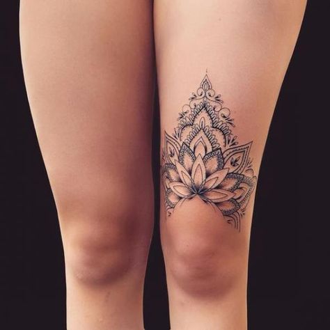 Mandala above knee tattoo Mandala Tattoo Leg, Front Thigh Tattoos, Tato Mandala, Mandala Thigh Tattoo, Mandela Tattoo, Shin Tattoo, Hip Thigh Tattoos, Henna Tattoo Hand, Leg Tattoos Women