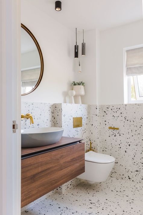 modern bathroom design terrazzo Terrazzo Bathroom Design, Bathroom Terrazzo, Kids Bathroom Design, Contemporary Powder Room, Terrazzo Bathroom, Shower Over Bath, Baths Interior, Bathroom Inspiration Modern, Bathroom Design Decor