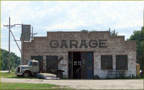 Old Auto Repair Shop" Ghosts of the Midwest, NB 7-25-13a | Flickr ... Vintage Auto Shop, Old Trucks For Sale, Car Repair Shop, Auto Shop, Car Breaks, Old Garage, Mechanic Garage, Old Gas Stations, Auto Body Repair