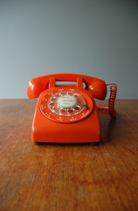 Phone our showroom Orange Desk, Telephone Vintage, Color Aesthetic, Rotary Phone, Retro Phone, Vintage Phones, Vintage Telephone, Orange You Glad, Orange Aesthetic