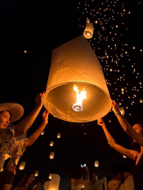 Chiang Mai Lantern Festival, Yi Peng Lantern Festival, Wish Lanterns, Sky Lanterns, Elephant Sanctuary, Lantern Festival, Northern Thailand, Cultural Experience, Festival Lights