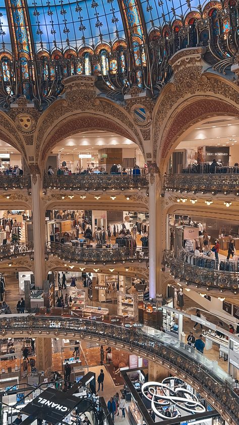 Opera Garnier Paris Aesthetic, Gallerie Lafayette Paris, Paris Galleries Lafayette, Gallery La Fayette Paris, Paris Museums Aesthetic, Galleries Lafayette Paris Rooftop, Lafayette Paris, Galerie Lafayette Paris, Paris Metro Stations