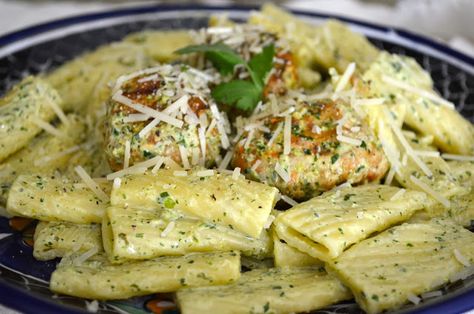 Poblano Chicken, Chicken Pasta Dishes, Mexican Kitchen, Easy Pasta Dinner, Mexican Kitchens, Pasta Dinners, Pasta Dinner Recipes, Chicken Pasta Recipes, Health Dinner Recipes