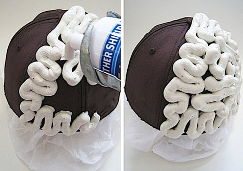 DIY Brain Cap made from an old cap and caulking material.  Good for Science  project or Halloween costume. Brain Models, Brain Craft, Zombie Halloween, Maquillage Halloween, Halloween Props, Halloween Projects, Halloween Kostüm, Science Projects, Halloween Horror