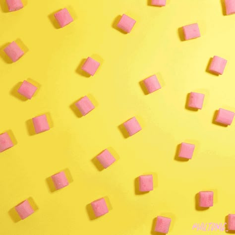 City Infographic, Roses Gif, Stop Motion Photography, Candy Pictures, Abstract Animation, Penny Candy, Yellow Candy, Animation Stop Motion, Motion Graphics Gif