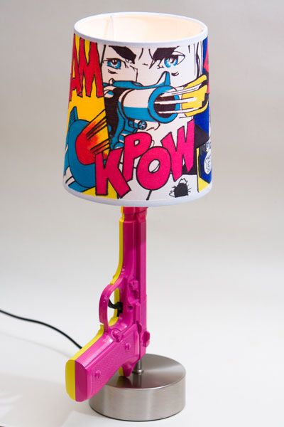 Pop Art Lamp, Estilo Kitsch, Eclectic Lighting, Pop Art Decor, Pop Art Comic, Old Lamps, Art Lamp, Funky Furniture, Loudspeaker