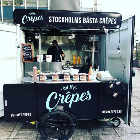 Crepes Food Truck, Crepe Station Ideas, Crepe Business Ideas, Crepe Cafe Design, Crepe Shop Design, Crepes Business, Creperie Design Ideas, Crepes Bar, Crepe Truck