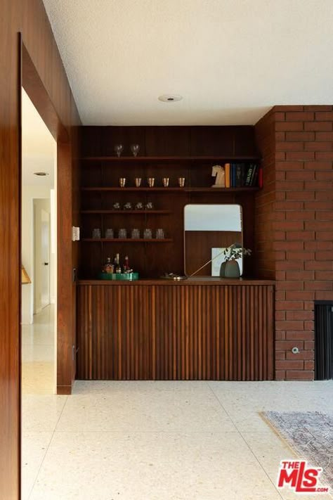 Mid Century Built Ins, Mid Century Basement, Fireplace Mid Century, Midcentury Modern Fireplace, Built Ins Fireplace, Mid Century Craftsman, Walnut Paneling, Mid Century Modern Fireplace, Mid Century Fireplace