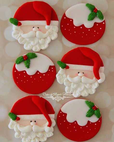 Cake Christmas, Christmas Biscuits, Xmas Cake, Cake Fondant, Fancy Cookies, Xmas Cookies, Christmas Sweets, Christmas Cookies Decorated, Christmas Sugar Cookies