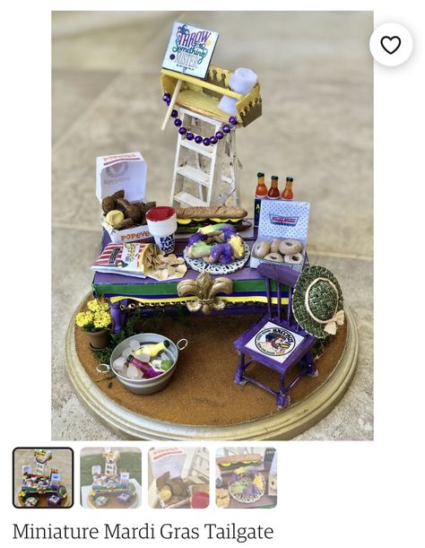 Mardi Gras Float, Mardi Gras Decorations, Miniature Rooms, Mambo, Mardi Gras, Miniatures