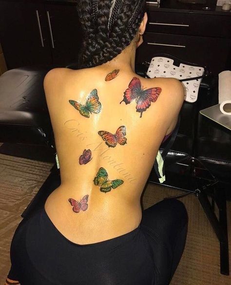 JUST READ THE BOOK HOE!!!!😜 #random Random #amreading #books #wattpad Tattoo Papillon, Cute Tattoos With Meaning, Tato Minimal, Butterfly Back Tattoo, Snakebites, Black Girls With Tattoos, Inspiration Tattoos, Spine Tattoos For Women, Initial Tattoo