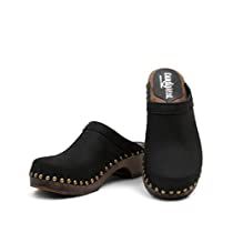 Bastad Clogs, Sandgrens Clogs, Leather Types, Clog Mules, Clog Style, Swedish Clogs, Trendy Heels, Black Clogs, Heeled Mule