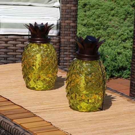 Citronella Torches, Garden Torch, Outdoor Torches, Metal Pole, Pineapple Design, Backyard Lighting, Stylish Tables, Patio Dining Table, Garden Accents