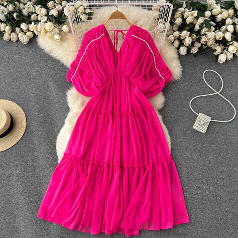 Luxury Pink Chiffon Summer Dress, Glam Looks Outfit, Pink Casual V-neck Dress For Vacation, Summer Pink V-neck Dress For Beach, Chic Pink V-neck Summer Dress, Pink Beach Dress, Pink V-neck Chiffon Beach Dress, Pleated Chiffon Dress, Fitness Fashion Outfits