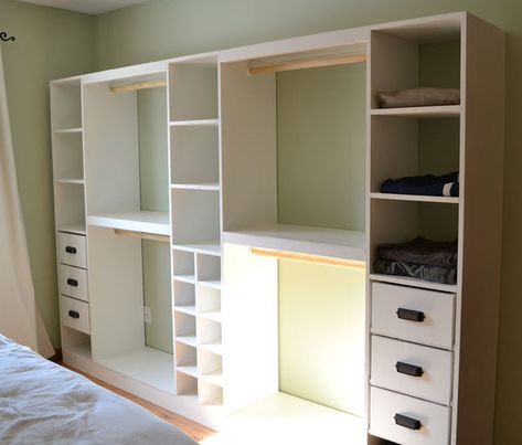 Diy Closet System, Zimmer Diy, Free Standing Closet, Ikea Closet, White Closet, Craft Cabinet, Closet Remodel, Closet Organization Diy, Kid Closet