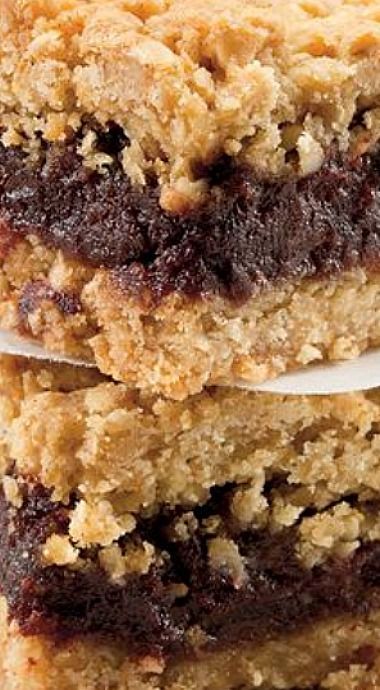 Date Recipes Desserts, Dessert Squares, Date Squares, Square Recipes, Dessert Bar Recipe, Date Recipes, Slices Recipes, Köstliche Desserts, Food Cakes