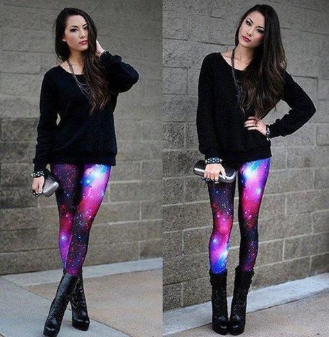 Galaxy leggings, loving the pop of colour they bring :) Looks awesome! Galaxy Leggings Outfit, Galaxy Tights, Galaxy Outfit, Galaxy Leggings, Black Milk Clothing, Leggings Outfit, Purple Leggings, Galaxy Print, Grunge Goth