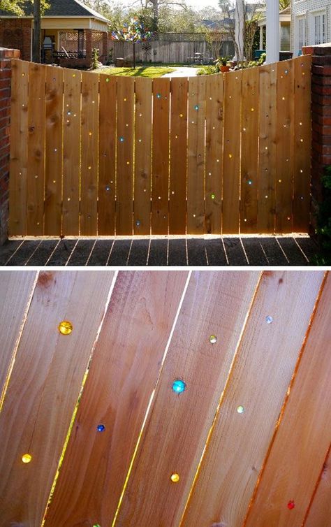 Marble Fence, Whimsical Yard, Diy Garden Fence, Fence Plants, Planters Garden, Backyard Shade, Diy Marble, Backyard Privacy, Diy Fence