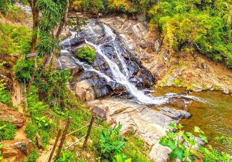 Phnom Khiev Waterfall or it's often called Phnom Khiev Rapids is located in Khlung village, Sangkhat Aur Ta Vau, Pailin city, Pailin province, Cambodia and far about ~9km away from Grandma Yat Statue. Pailin, Tourist Sites, Tourist Places, Beautiful Waterfalls, Natural Scenery, Famous Places, Historical Place, Best Sites, Mountain View