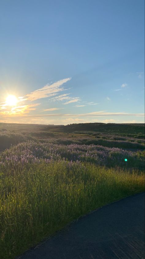 #countryside #sunrise #summer #view #vacation #countrysideviews #travel #iceland #icelandtravel #icelandtrip #lavender #sunset Lavender Sunset, Countryside View, Summer View, Travel Iceland, Iceland, Lavender, Travel