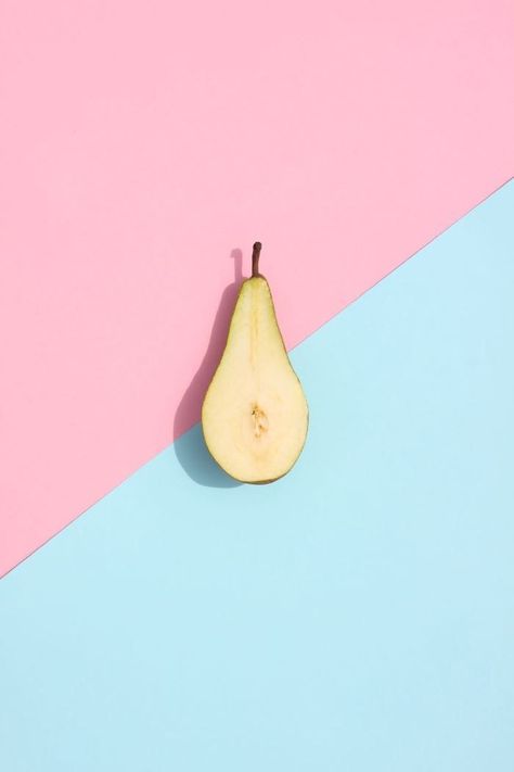 Fruit still life with color blocking Food Wallpapers, Pastel Photography, Color Concept, Poster Photography, Photo Food, Fruit Photography, Minimalist Photography, Fruit Design, Best Fruits