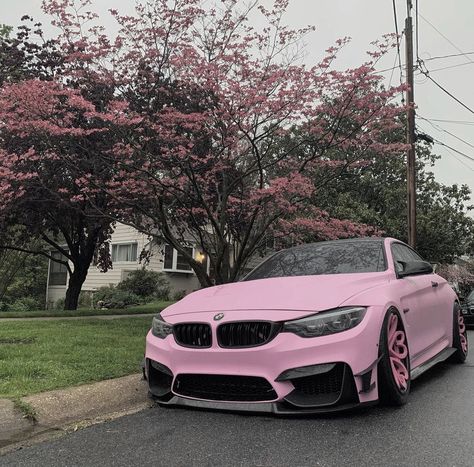 Bmw Car Aesthetic, Aesthetic Car Accessories, Pink Lamborghini, Tokyo Drift Cars, Hd Photography, Serie Bmw, Dream Cars Bmw, Tokyo Drift, Rolls Royce Wraith