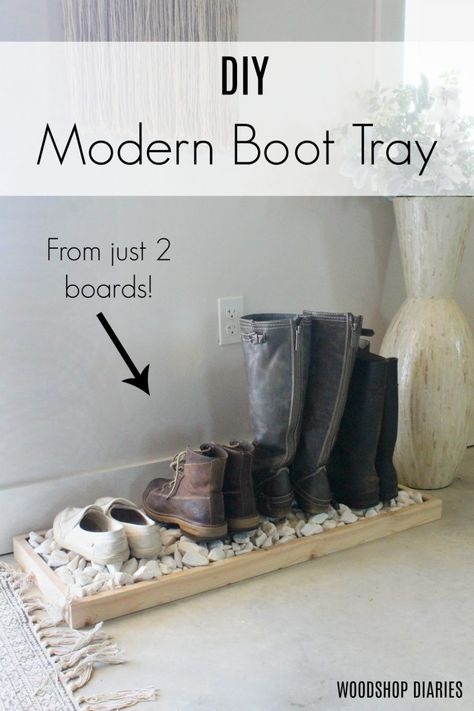 How to build a simple modern DIY boot tray with just two boards! Great beginner woodworking project Diy Boot Tray, Boot Tray, Diy Organizer, Diy Boat, Woodworking For Kids, Work Diy, Wood Working Gifts, Diy Holz, Beginner Woodworking Projects