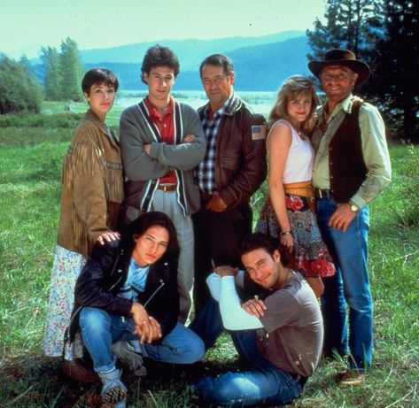 Northern Exposure Cast - Season 1 Northern Exposure Tv Show, Billy Drago, Northern Exposure, Tv Characters, Still Standing, Old Tv, Classic Tv, Classic Movies, Breaking Bad