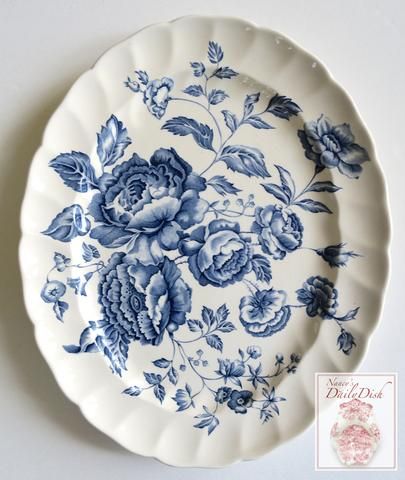 Blue Study, Transferware Dishes, Blue And White Dinnerware, Blue Dishes, Blue White Decor, Blue Toile, Antique Dishes, Blue Transferware, Cabbage Roses