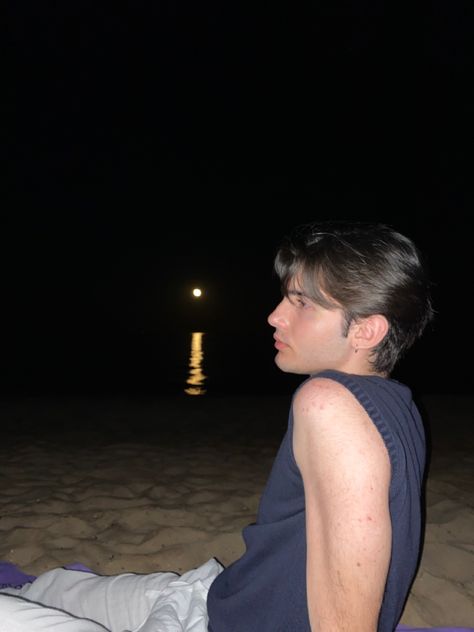 boy | aesthetic | beach | night | moon Night Beach Pics Men, Beach At Night Poses, Night Beach Photo Ideas, Boy Beach Aesthetic, Beach Men Aesthetic, Beach At Night Photoshoot, Night Photography Men, Beach Pics Men, Night Pics Instagram