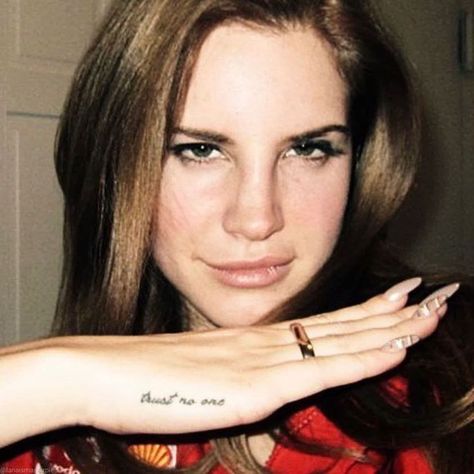 Tattoos Pretty, Heart Tattoos, Classy Tattoos, Trust No One, Subtle Tattoos, Pretty Tattoos, Lana Del Rey, Tattoos, Ring