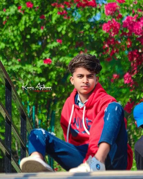 Best Poses For Boys, Attitude Stylish Boys Pic, Men Fashion Photoshoot, Best Couple Pics For Dp, Men Fashion Photo, Drawing Couple Poses, Portrait Photo Editing, Gals Photos, New Photo Style