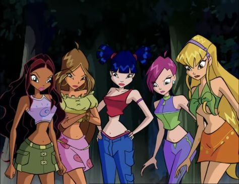 5 Girls Squad Cartoon, Club Halloween Costumes, Winx Club Costumes, Winx Club Halloween, Winx Club Fairies, Tv Clothes, Las Winx, Klub Winx, Les Winx