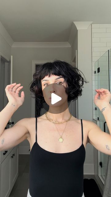 Thick Hair Transformation, Natural Wave Bob, Short Hair Natural Waves, Air Dry Short Wavy Hair, Natural Waves Short Hair, Diffusing Short Curly Hair, Air Dry Short Hair, Short Hair Styles Wavy Hair, Overnight Waves Short Hair