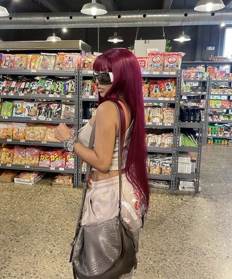 Raspberry Hair Color, Raspberry Hair, Pelo Color Vino, Dark Pink Hair, Types Of Hair Color, Cinnamon Hair, Named Collective, Elegant Hairstyle, Magenta Hair