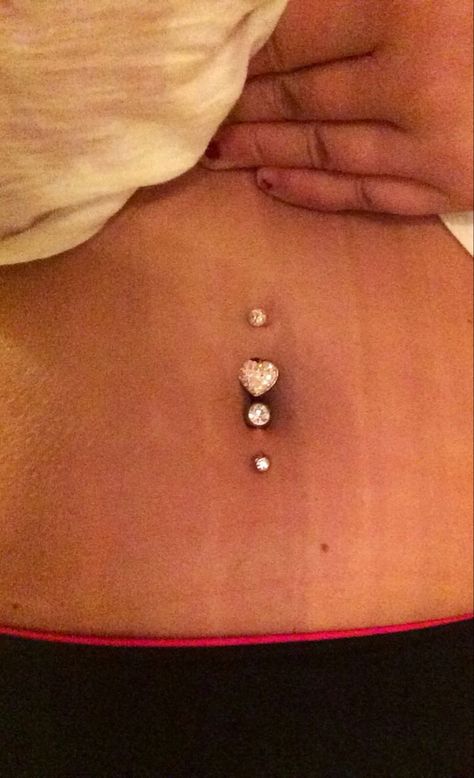 Top And Bottom Belly Piercing, Bottom Belly Button Piercing, Double Belly Piercing, Bijoux Piercing Septum, Bellybutton Rings, Bellybutton Piercings, Belly Button Piercing Jewelry, Belly Piercing Jewelry, Pretty Ear Piercings