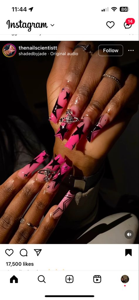 Y2k Nails Pink, Pink Y2k Nails, Nails Pink Black, Pink Acrylic Nail Designs, Pink Black Nails, Blue Prom Nails, Black Acrylic Nails, Long Acrylic Nail Designs, Hot Pink Nails