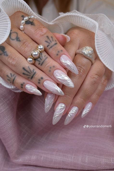 Square Nails Ideas, Chrome Nails Art, Jumper Nails, Chrome Nails Ideas, White Toes Nail, Square Nails Art, Winter Nails Design, Nails Gel White, Nails New Year