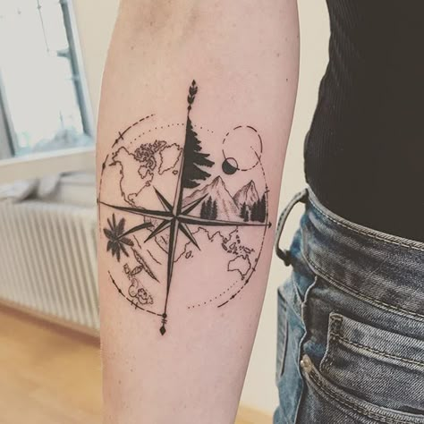 Infected Tattoo, Planet Tattoo, Adventure Tattoo, Diy Tattoo Permanent, Compass Tattoo Design, Map Tattoos, Inspiration Tattoos, Family Tattoos, Nature Tattoos